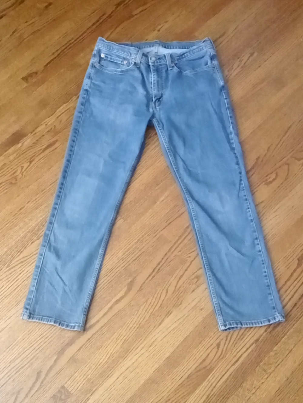 Levi's 514 Men's Blue Straight Jeans Size 34 W 17" R 10" I 30"